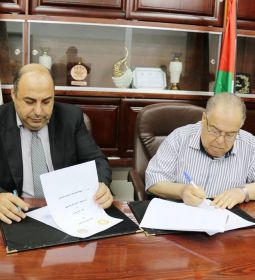 خلال توقيع مذكرة تفاهم للتعاون المشترك بين الجامعة وجمعية بنك الدم المركزي - محافظات غزة